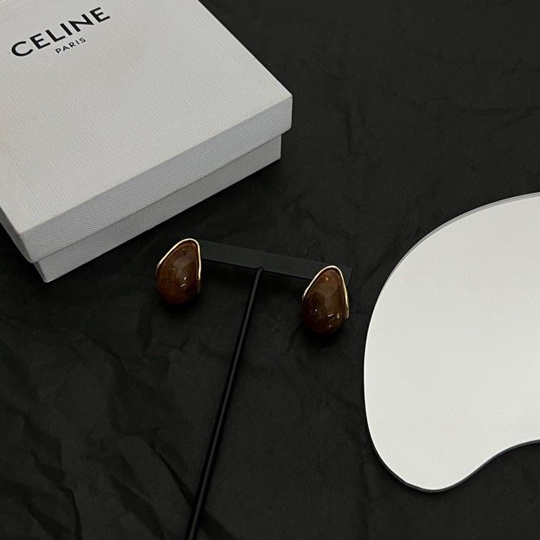 Ce**e earrings